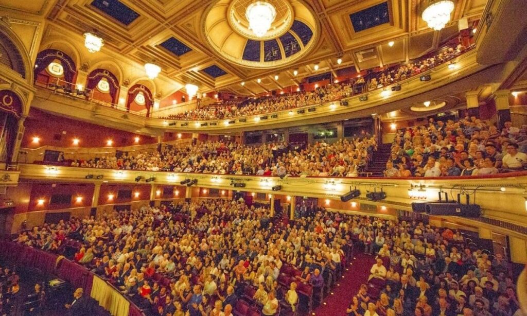 OVERVIEW OF WEST END AND LONDON THEATRE SHOWS