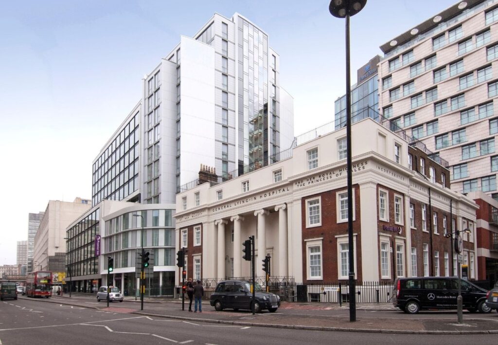 PREMIER INN LONDON WATERLOO (WESTMINSTER BRIDGE) HOTEL