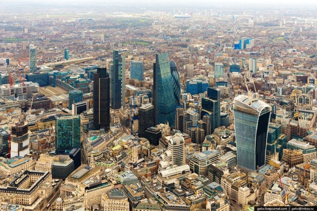 THE CITY OF LONDON