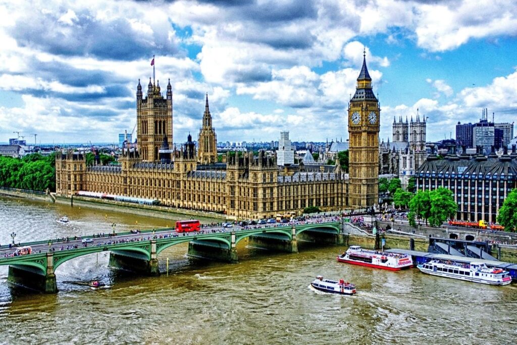 VISITING BIG BEN IN LONDON