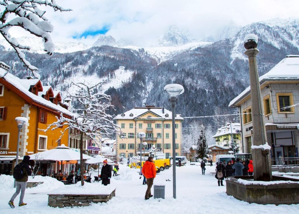 Chamonix SNOW IN FRANCE