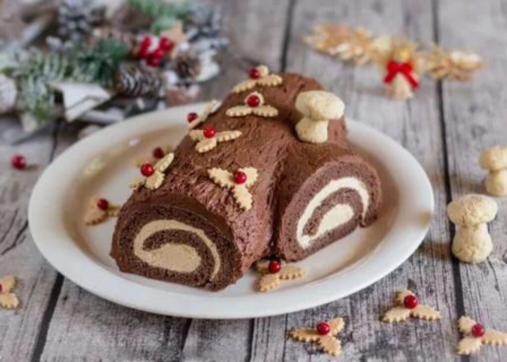 LA BUCHE DE NOEL AS A CHRISTMAS DESSERT