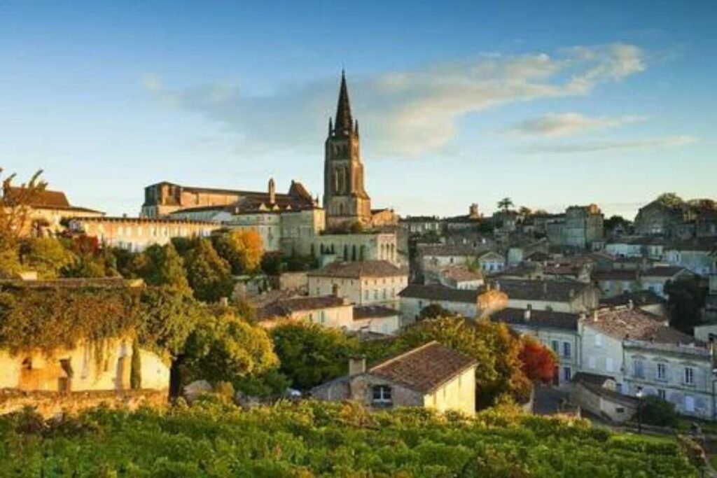 SAINT-ÉMILION, BORDEAUX WINE REGION