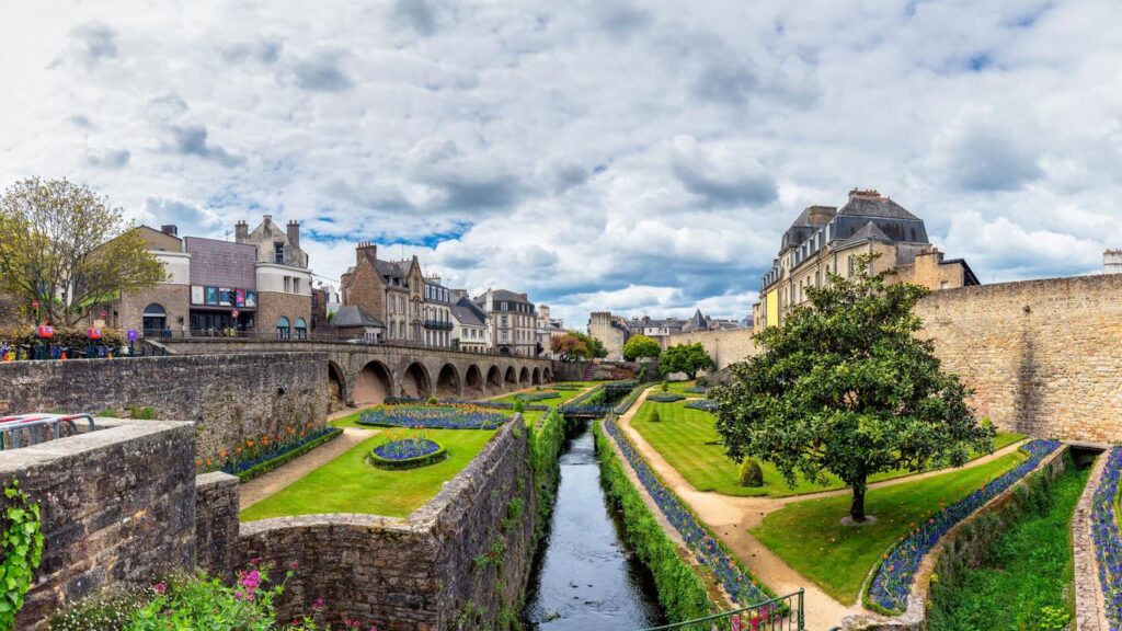 VANNES (BRITTANY)