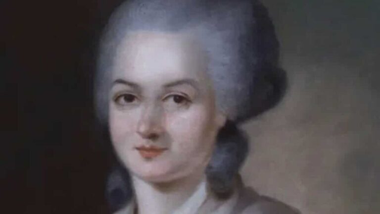 3 Overlooked Women in French History With Fascinating Stories